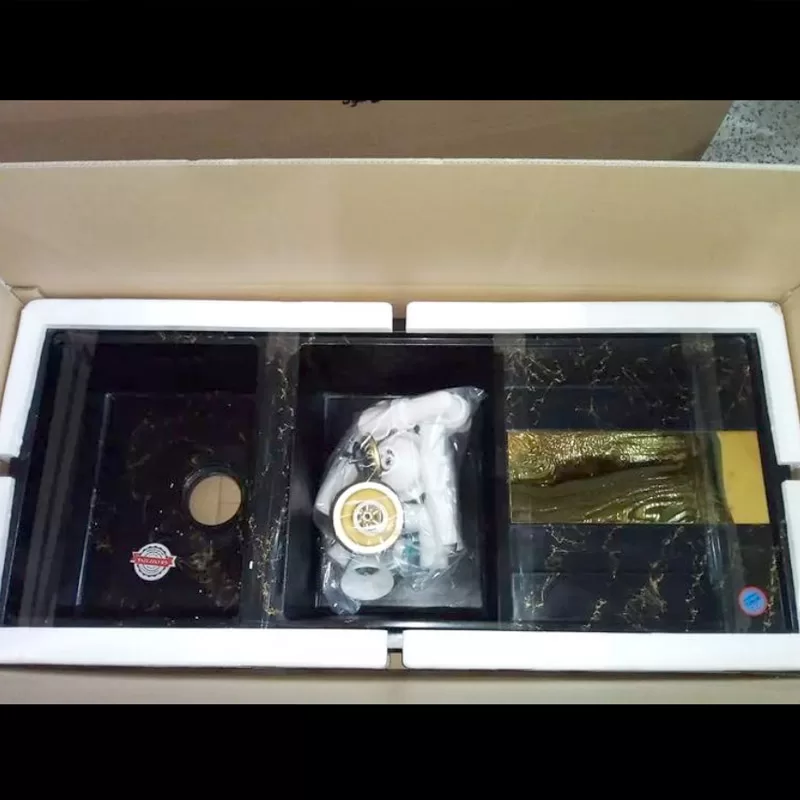 سینک-گرانیتی-کیارا-مشکی-با-رگه-طلا