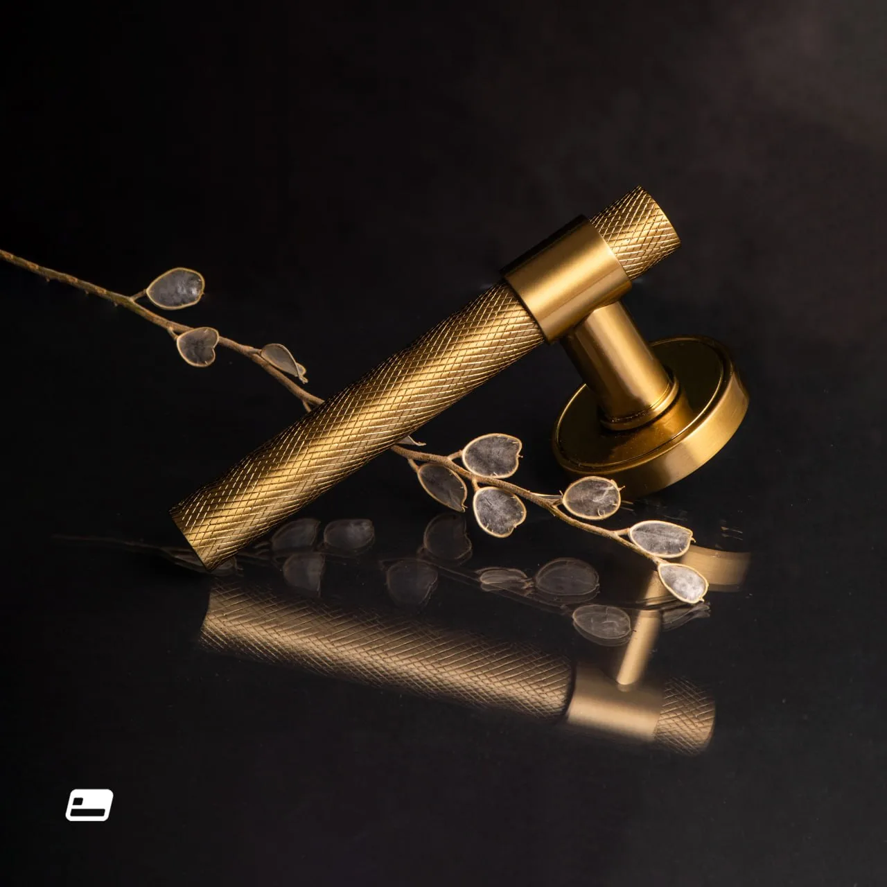 دستگیره درب اتاقی (رزت) سری 19R تیک TIK