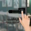 دستگیره هوشمند مینیمال G30 اچ تی ان پرایم مناسب درب شیشه‌ای